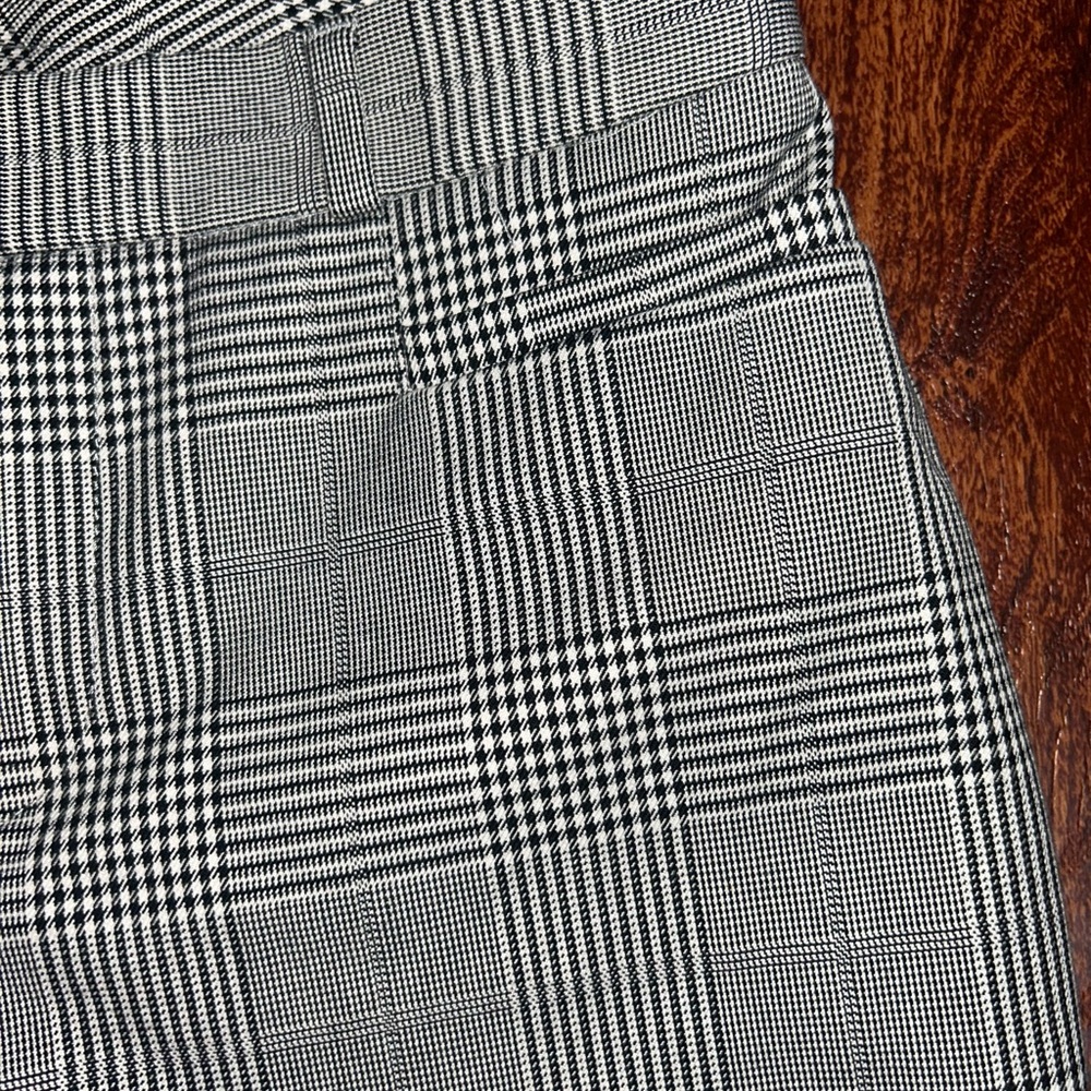 Banana Republic Women's 2 Black White Plaid Sloan Ankle Pants - Picture 6 of 11